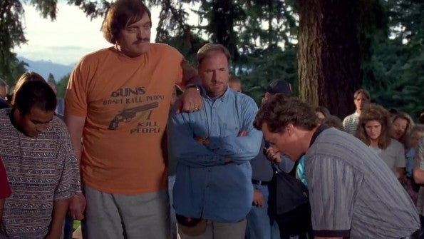 Guns Don’t Kill People I Kill People T-Shirt Mr. Larson Happy Gilmore Unisex Heavy Cotton Tee